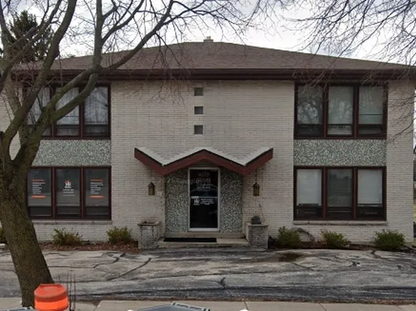 6019 W Howard Ave #B, Milwaukee, WI 53220