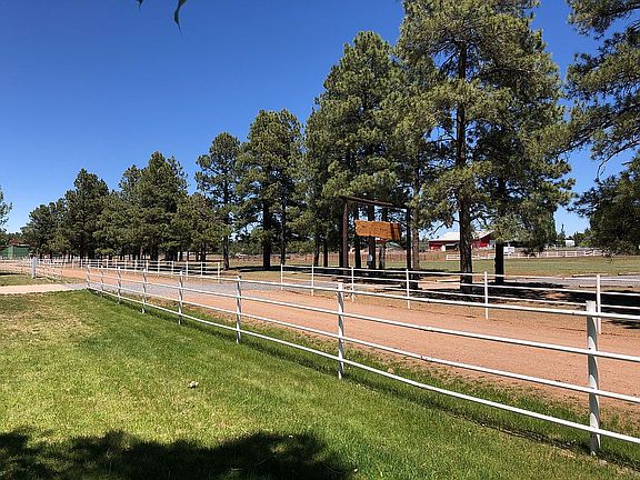 Gorgeous grounds all around