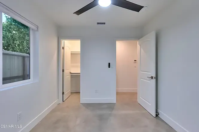 219 Sandberg St #B — Photo 11