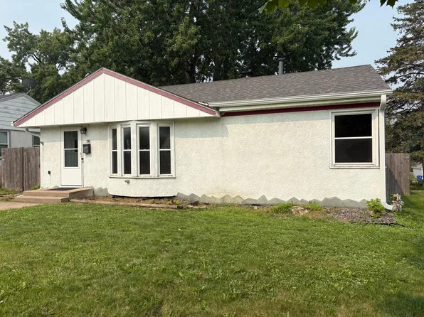 821 Howard St N, Saint Paul, MN 55119