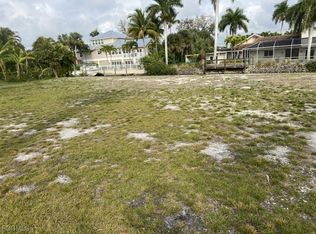 27125 Harbor Dr, Bonita Springs, FL 34135