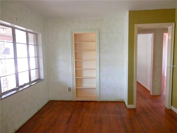 5th image of 1101 W 20th St
