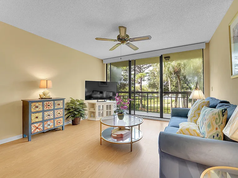 2001 Marina Isle Way #203 — Photo 12