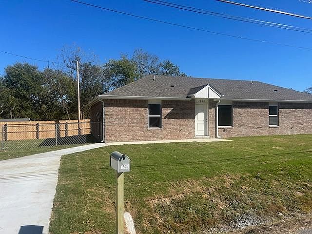 1505 S. Water Street Duplex connected to 101 E. Burnham Ave