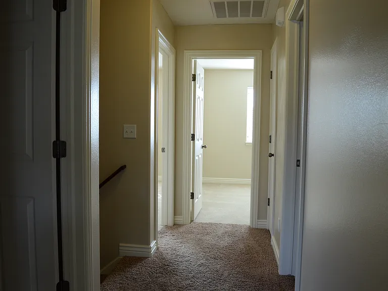 152 S 1100 W — Photo 14