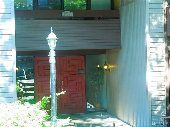 2nd image of 357 N Broadway APT 3b