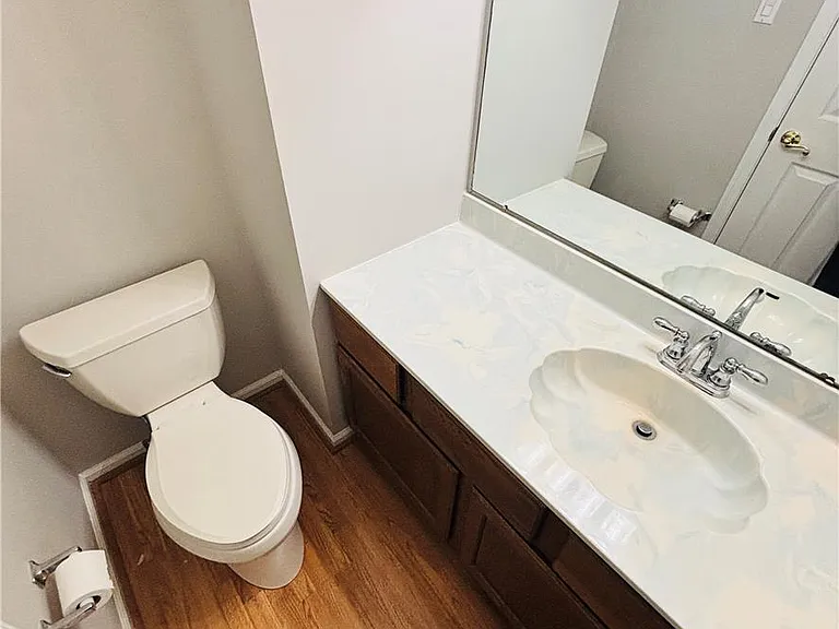2427 Linksman Ln — Photo 16