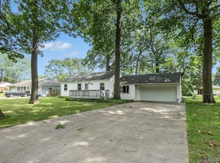 3509 Fort Dr, Waterford, MI 48328