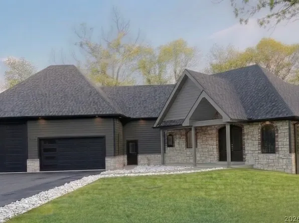 5 Kingsman Dr, Camdenton, MO 65020