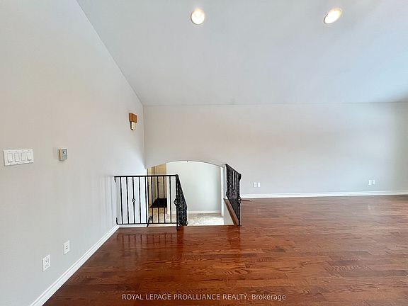 5th image of 500 Boulton Rd