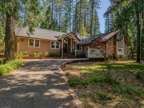 5535 Silver Saddle Ct, Hathaway Pines, CA 95233