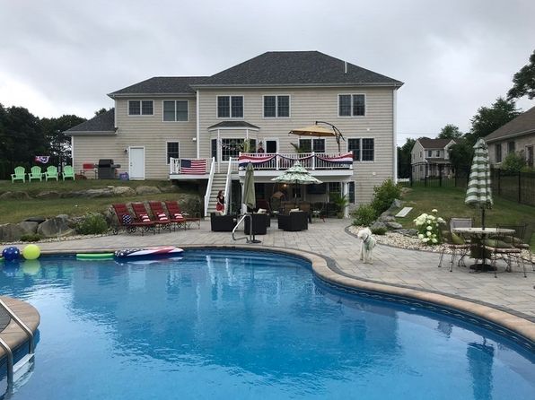 259 Lynch Ave, Somerset, MA 02726