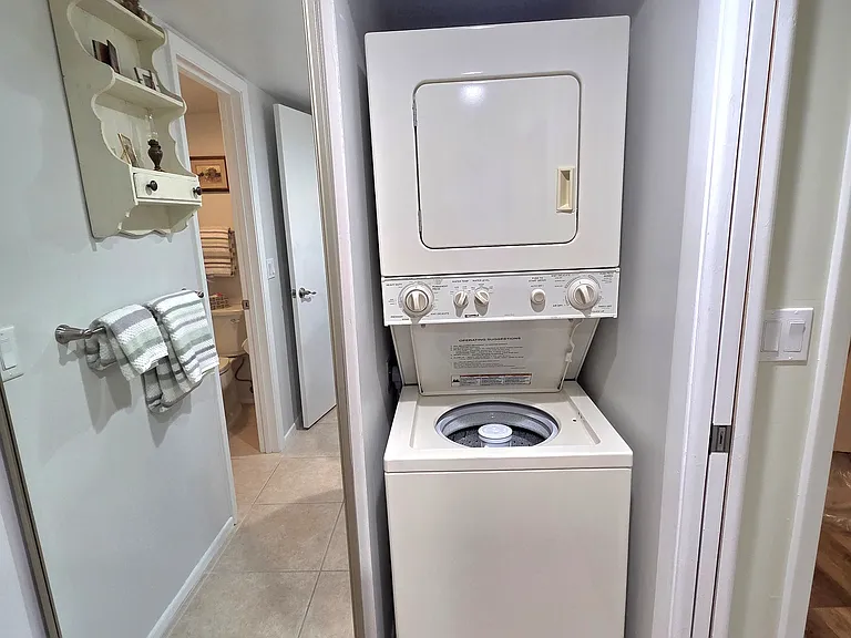 Washer/Dryer in-unit!