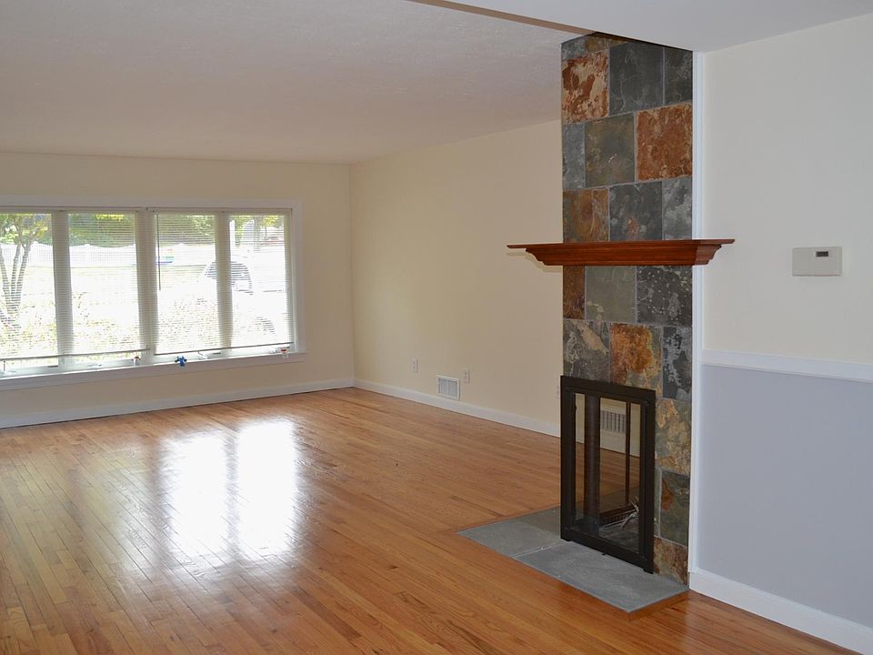 4 University Dr, Natick, MA 01760 Zillow