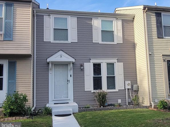 8 Trailwood Rd, Baltimore, MD 21236