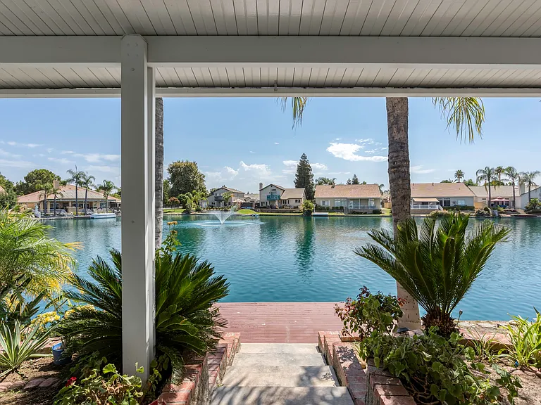8301 Waterfield Dr — Photo 41