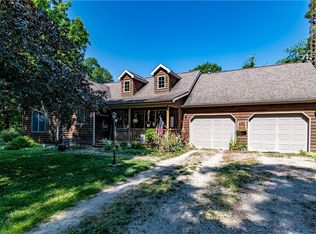 1631 N 2600 East Rd, Windsor, IL 61957