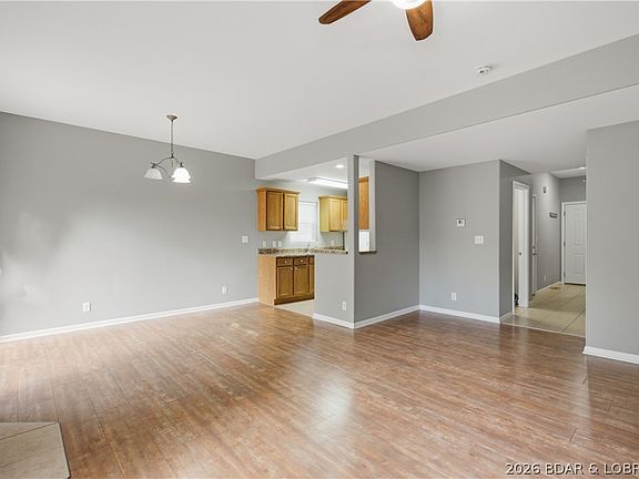 4th image of 38 Walnut Rd