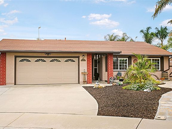 2nd image of 707 Sherwood Dr