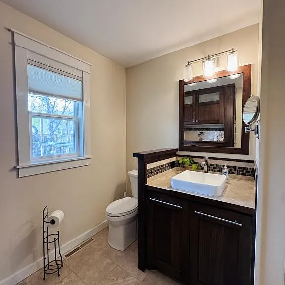 1617 Winne Ave — Photo 29