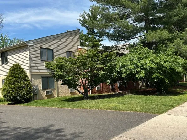 Valley Brook Apartments, 355 Forest Ave APT E13, Ambler, PA 19002