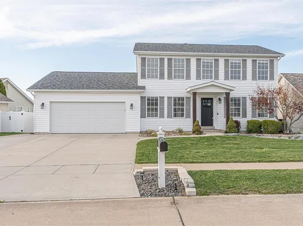 135 Brookshire Creek Dr, Wentzville, MO 63385