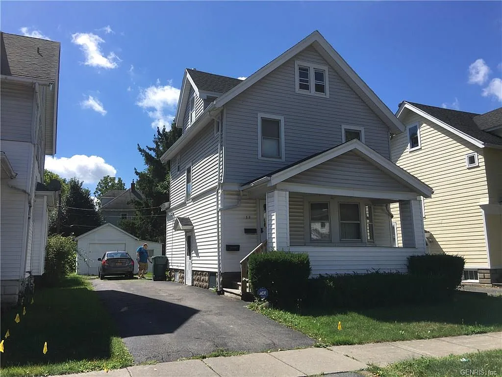 59 Dickinson St photo 1