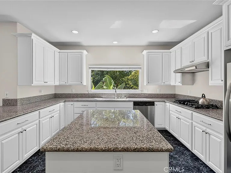 11541 Donovan Rd — Photo 12