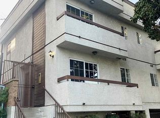 305 E Valencia Ave APT B, Burbank, CA 91502