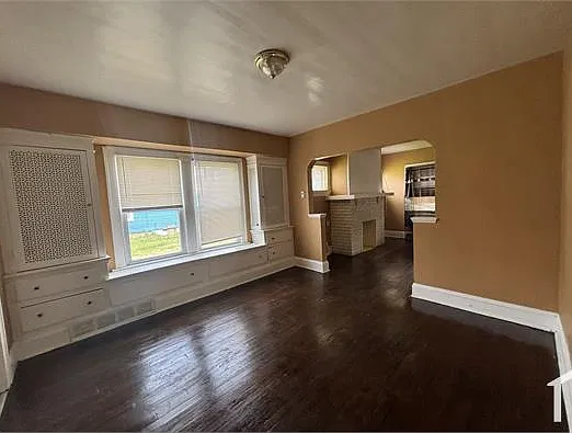 2 bed, 850 sqft, $900 — Photo 3