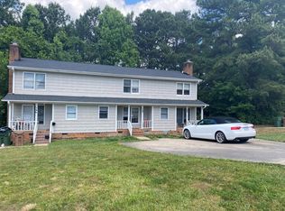 132 Chatham Woods Dr #132, Cary, NC 27511