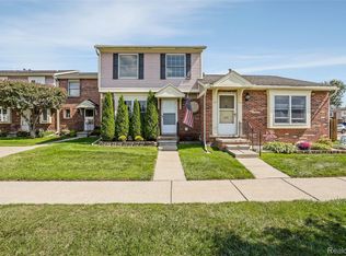 37218 Charter Oaks Blvd, Clinton Township, MI 48036