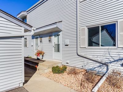 2285 Pond Ave E, Maplewood, MN, 55119