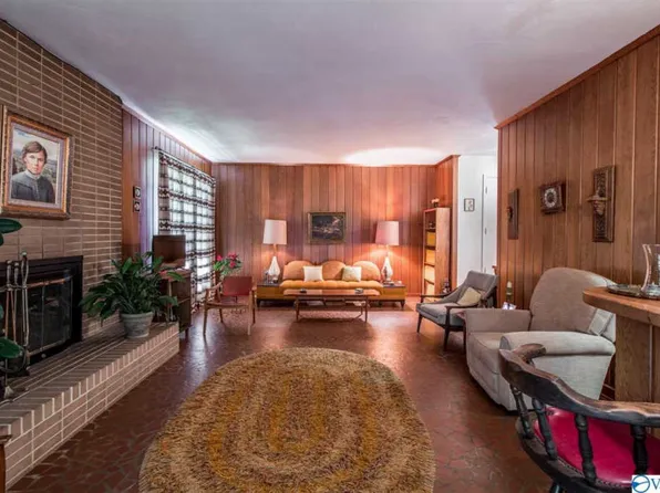 7901 Martha Dr SE, Huntsville, AL 35802