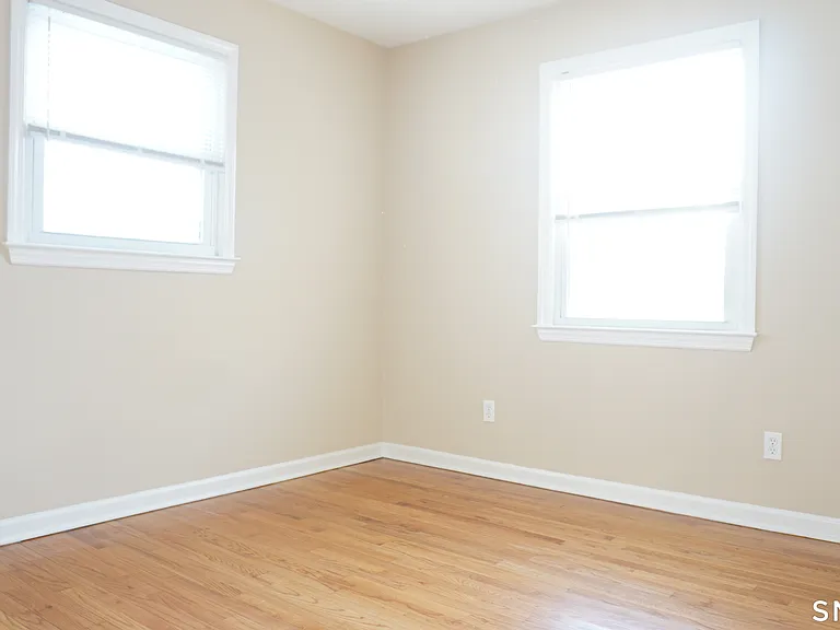 28-30 Sampson St #4 — Photo 12