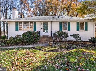 7457 Long Pine Dr, Springfield, VA 22151