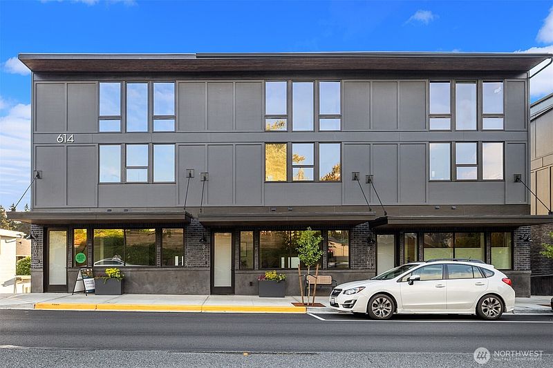 2nd image of 614 5th Avenue S #B102