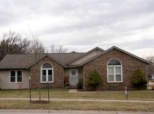 1101 S Graywell Dr, Bloomington, IN