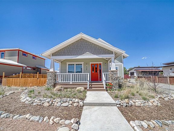 3rd image of 106 Crestone Mesa Dr