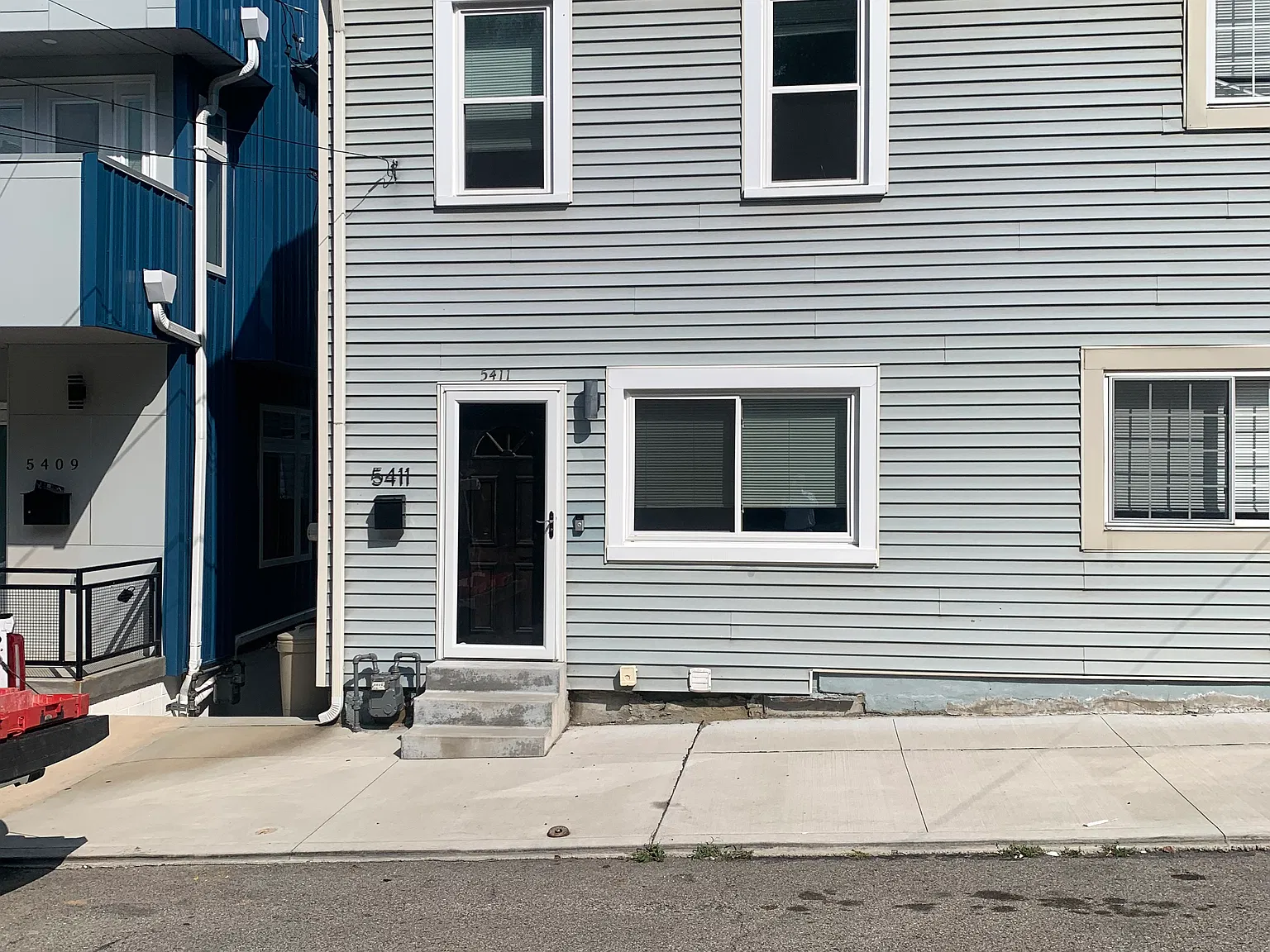 2 bed, 1500 sqft, $2,050 — Photo 2
