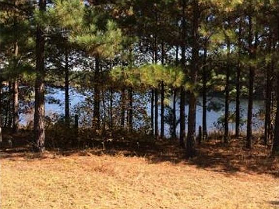 3rd image of 3846 Mill Mount Dr