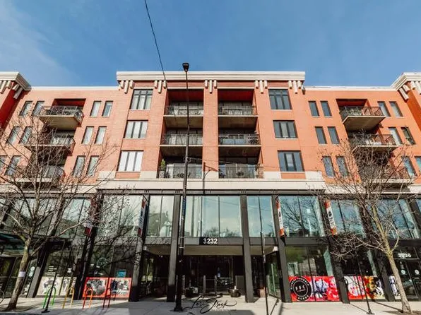3232 N Halsted St APT D707, Chicago, IL 60657