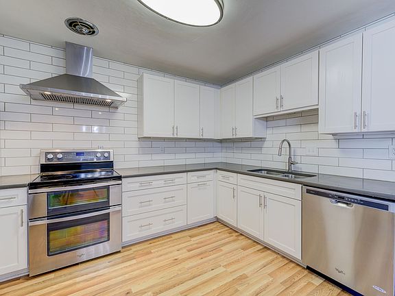 5th image of 8166 Whitburn Dr APT 9