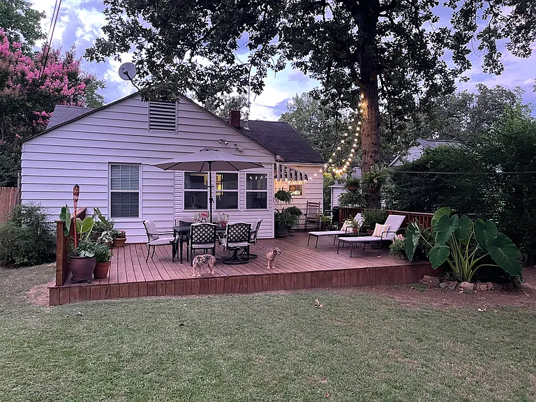 312 E C Ave — Photo 4