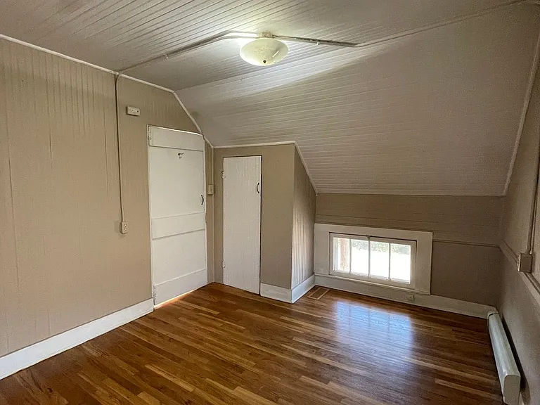 115 N Sherman St #1-5 — Photo 11