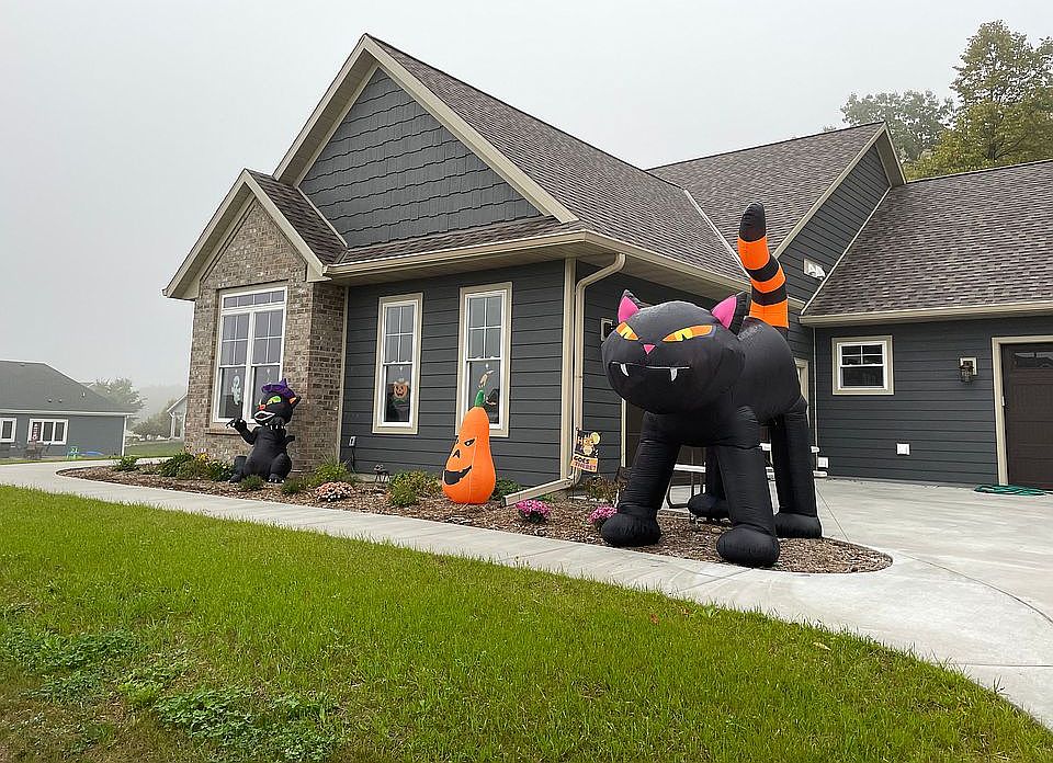 1st image of 1434 Schloemer Dr