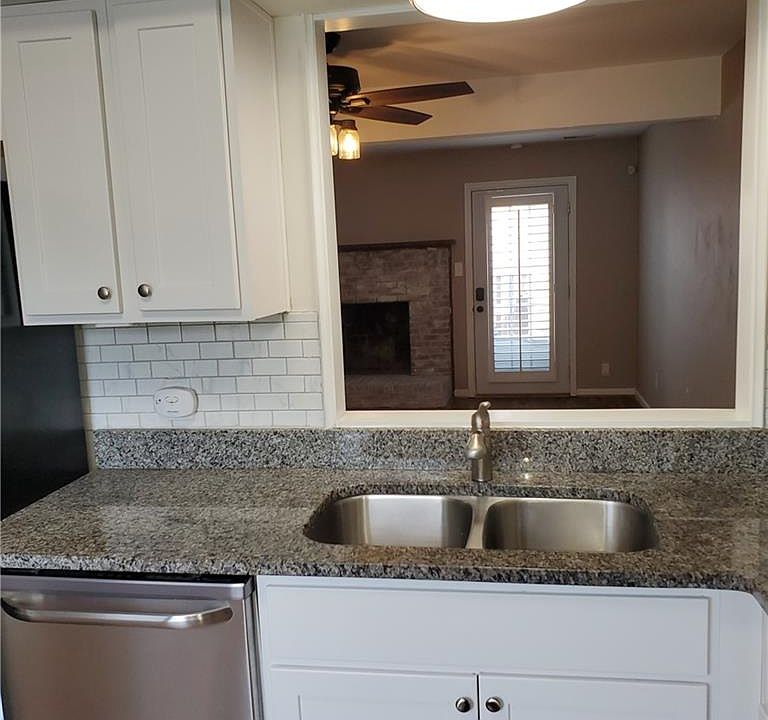1st image of 5116 Radcliff Cir