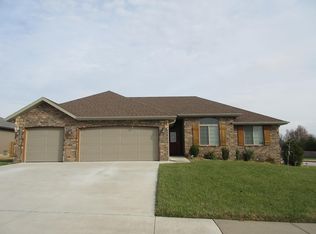 5632 S Tamarack Ln, Battlefield, MO 65619