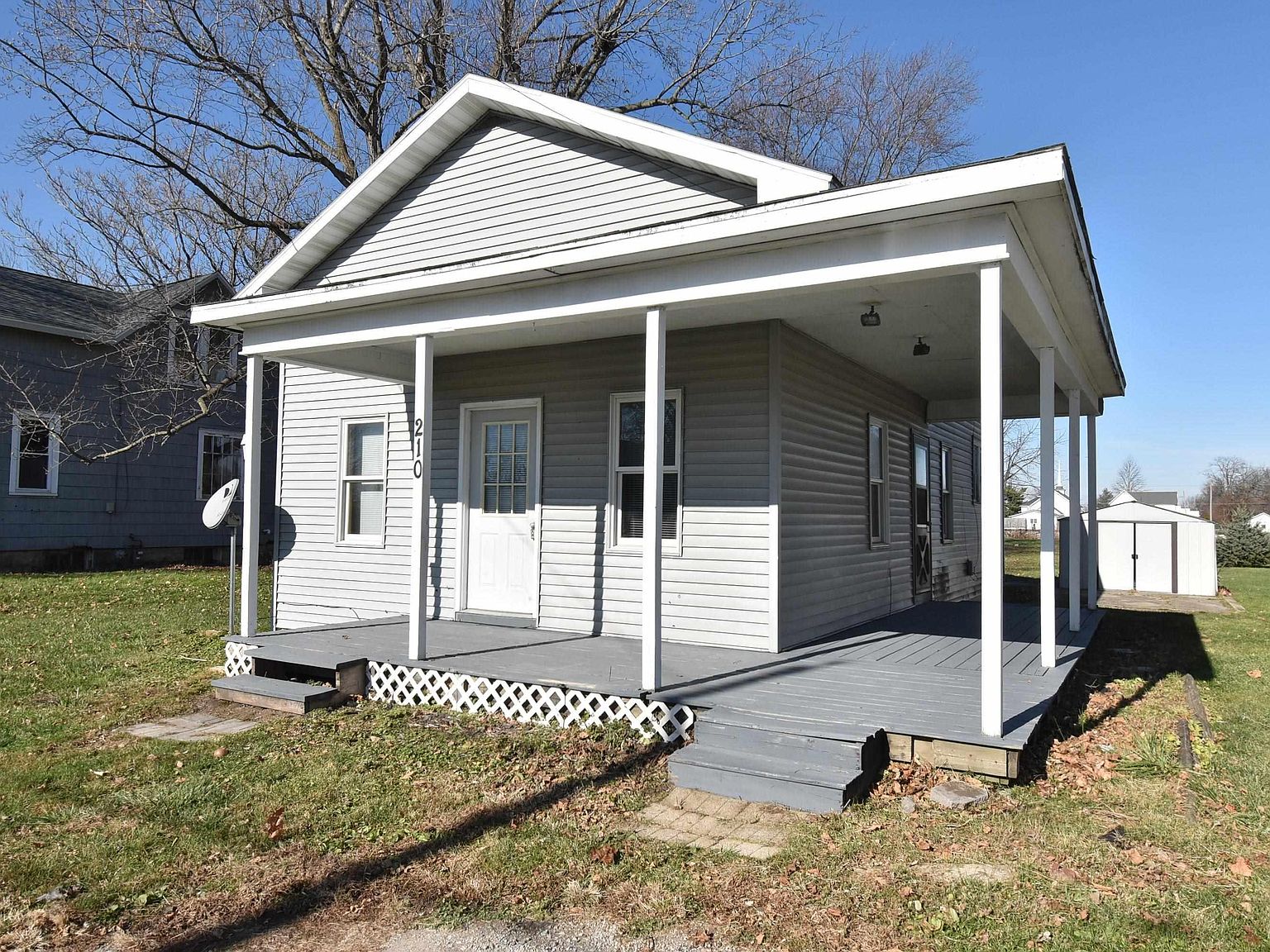 210 W Union St, Goodland, IN 47948 Zillow