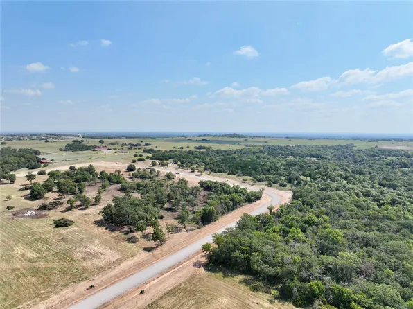 25 Colt Rd, Springtown, TX 76082